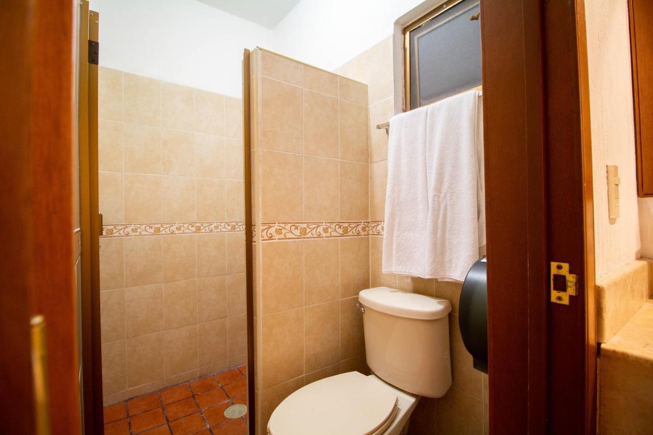 Hotel Degollado Extérieur photo