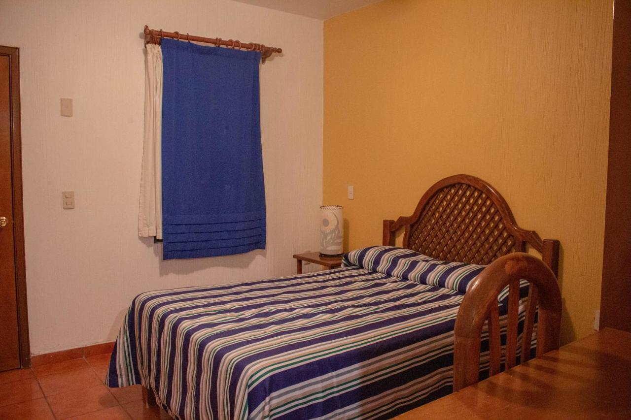 Hotel Degollado Extérieur photo
